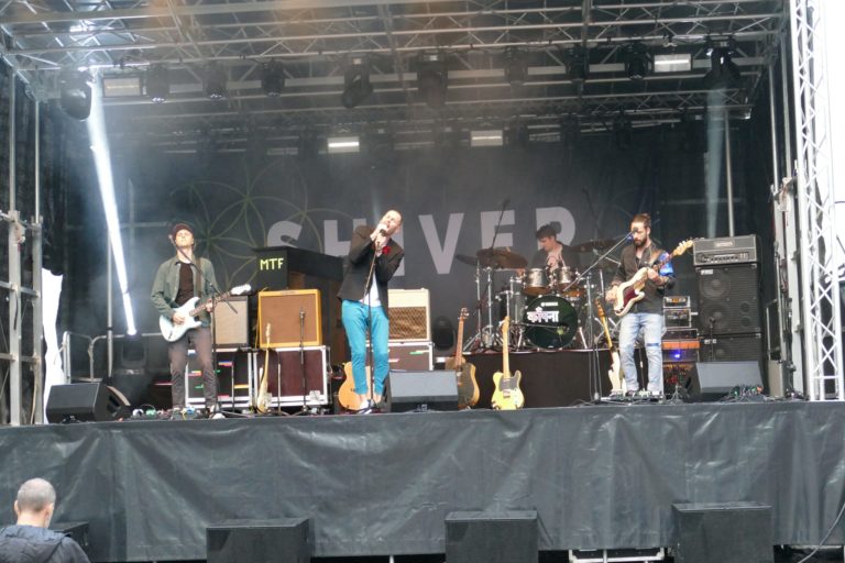 Shiver in Concert