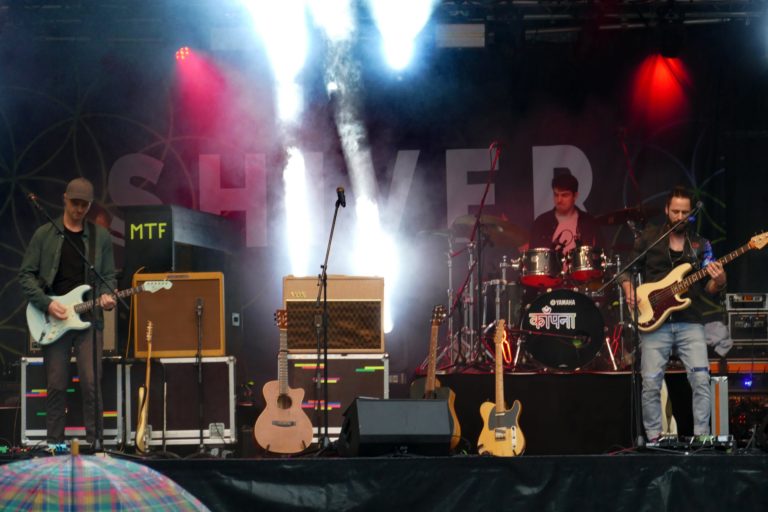 Shiver - The Band